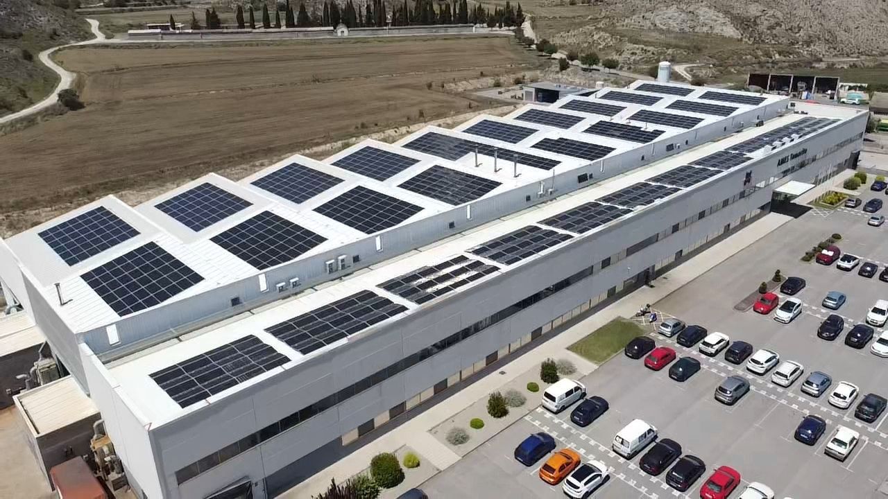 Planta fotovoltaica en cubierta